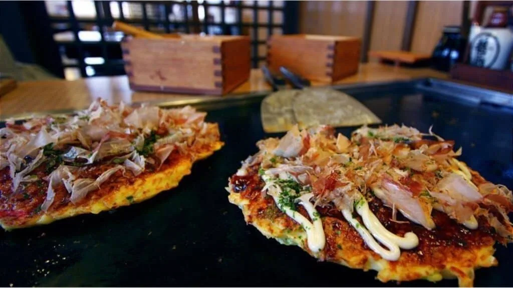every Japanese food you must try okonomiyaki