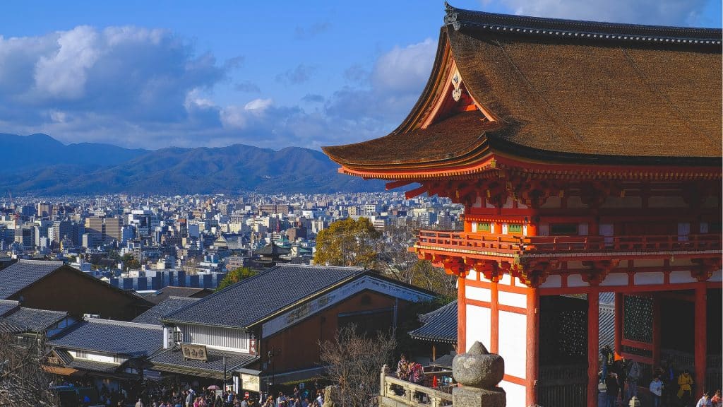 9 Top Reasons Why You Should Travel to Japan on your next vacation