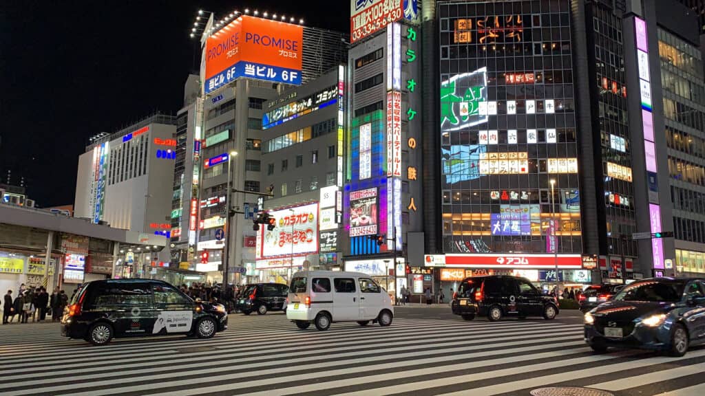 Visit Tokyo under 24 hours- One Day Trip Itinerary Shinjuku bridge