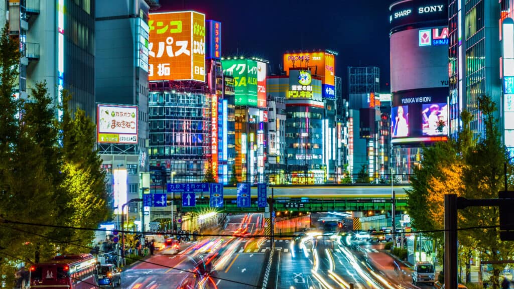 Visit Tokyo under 24 hours- One Day Trip Itinerary shinjuku night