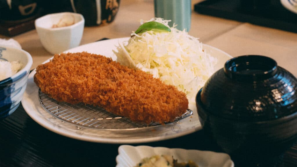 Japanese things you can do during lockdown, Japanese food and drinks Taonkatsu