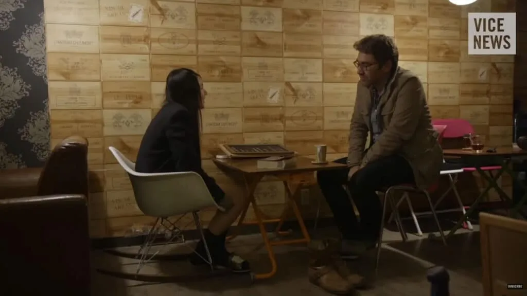 VICE News Host Simon Ostrovsky interviews a JK Cafe employee