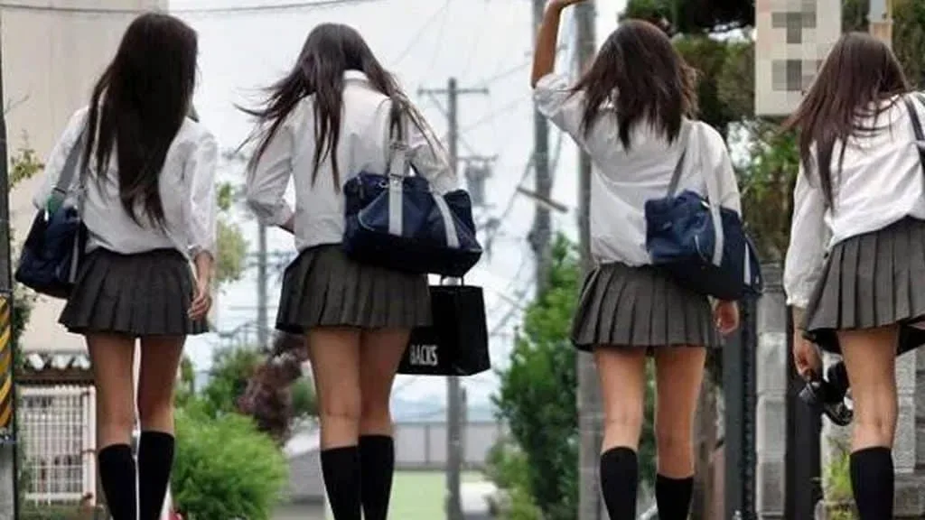 Sexualisation of young girls in Japan