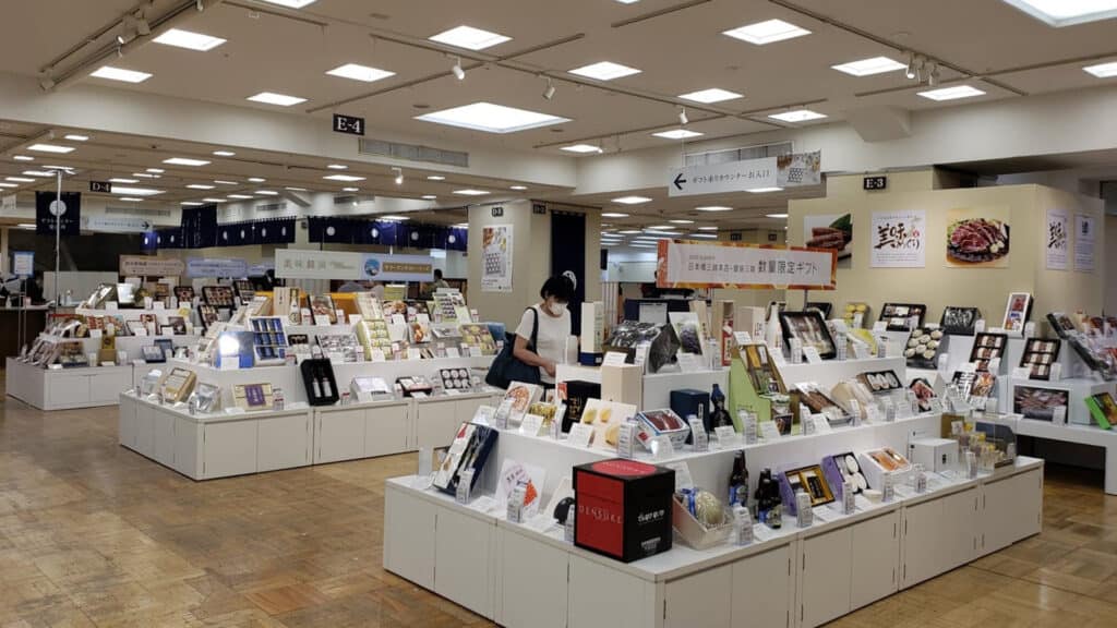 Shops and exhibitions in Japan
