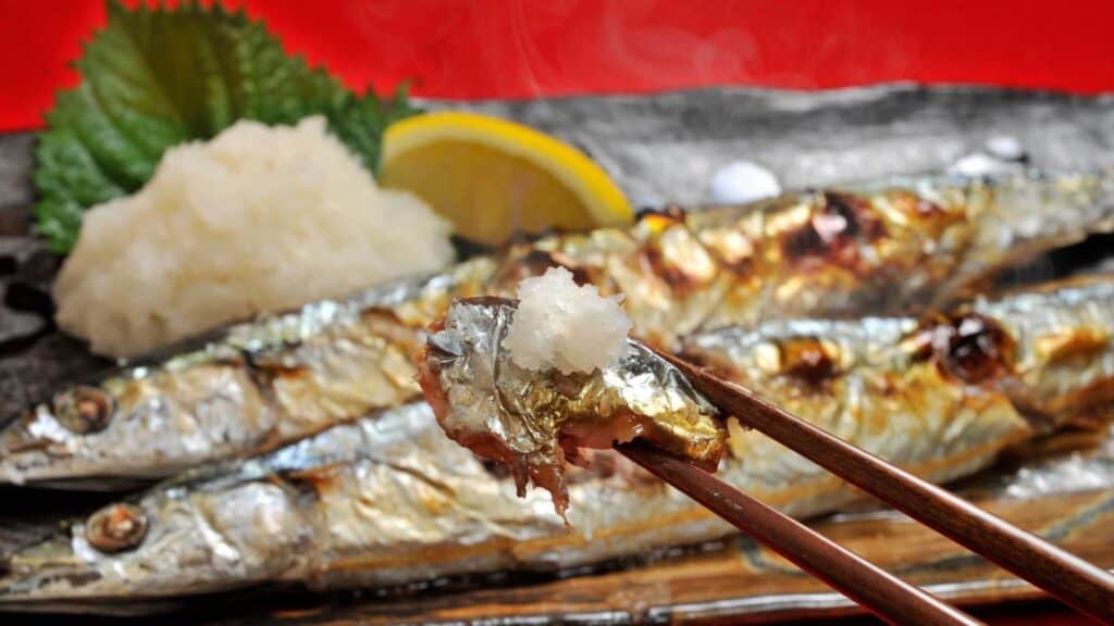 What to eat in Autumn Japanese food sanma