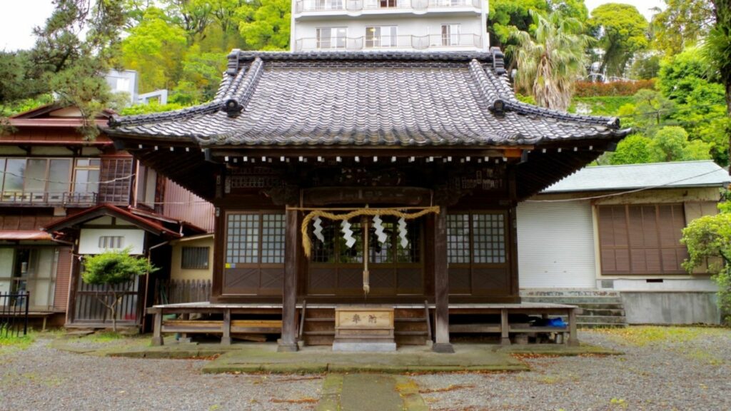 Atami Travel Yumae-jinja Shrine