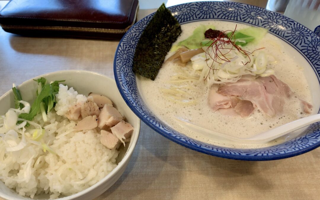 Yotsuya-sanchome area guide Ichigaku – Chicken Tonkotsu food