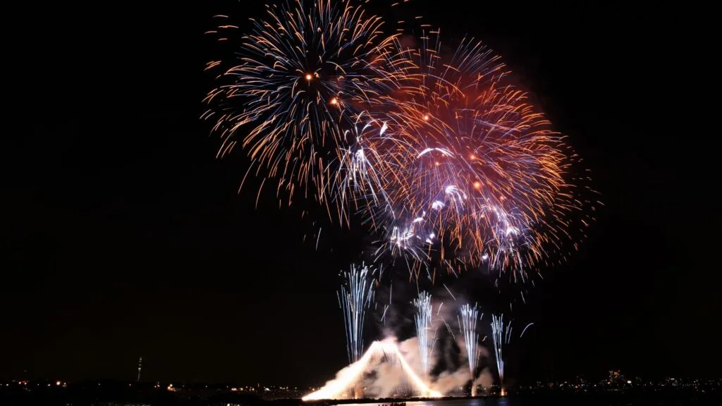 Best Firework Festivals in Tokyo Edogawa Firework Festival