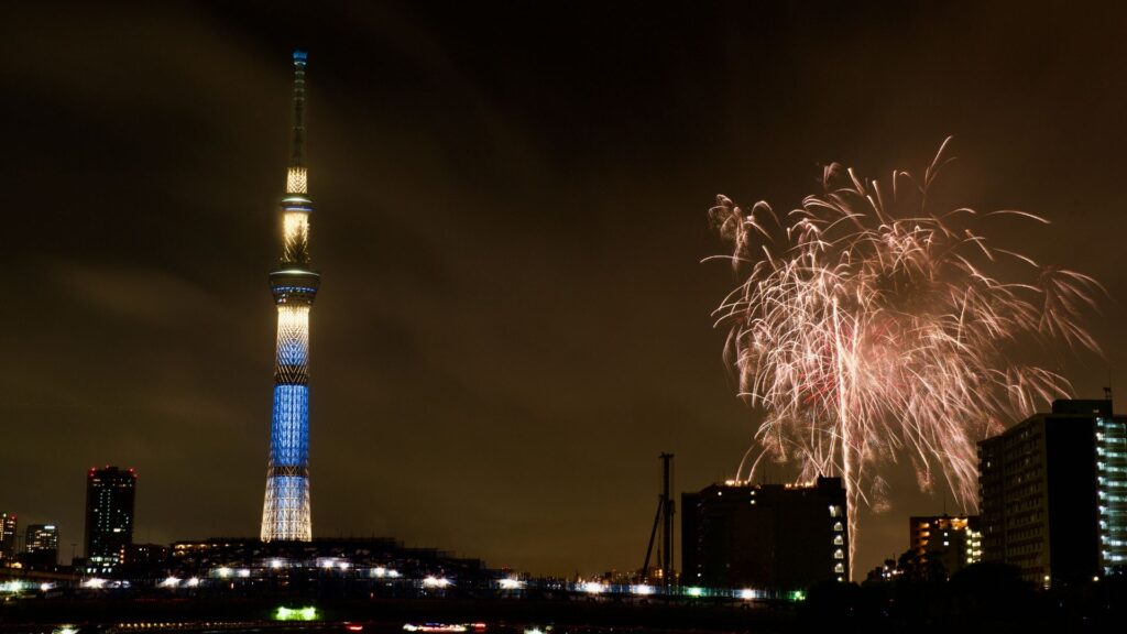 Best Firework Festivals in Tokyo Sumida River Fireworks