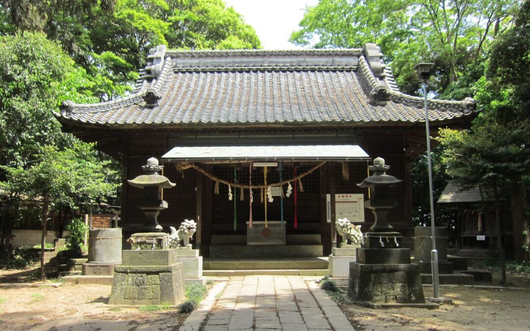 Iidabashi area guide Akagi Shrine