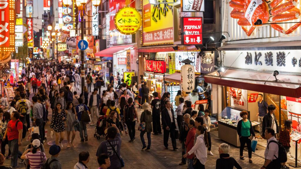 Osaka Street food and shopping in Dotonbori
