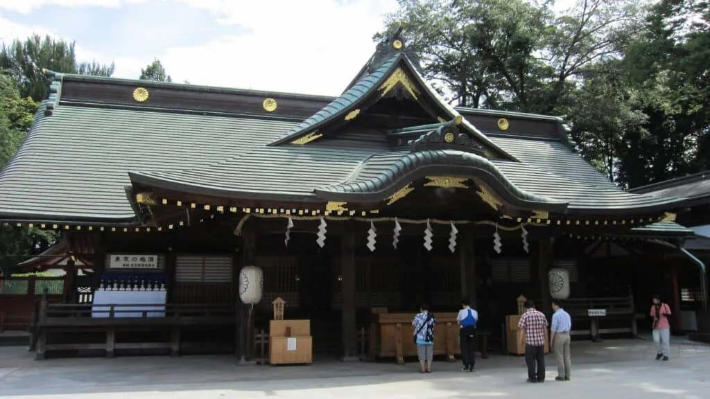Hatsumode in Tokyo Okunitama Shrine 1
