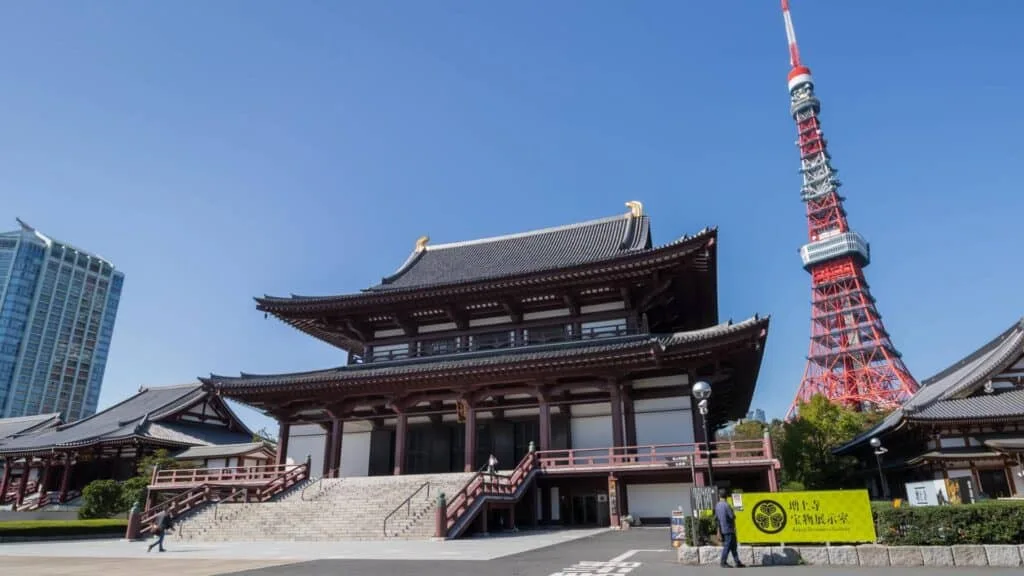 Hatsumode in Tokyo Zojoji Temple 1
