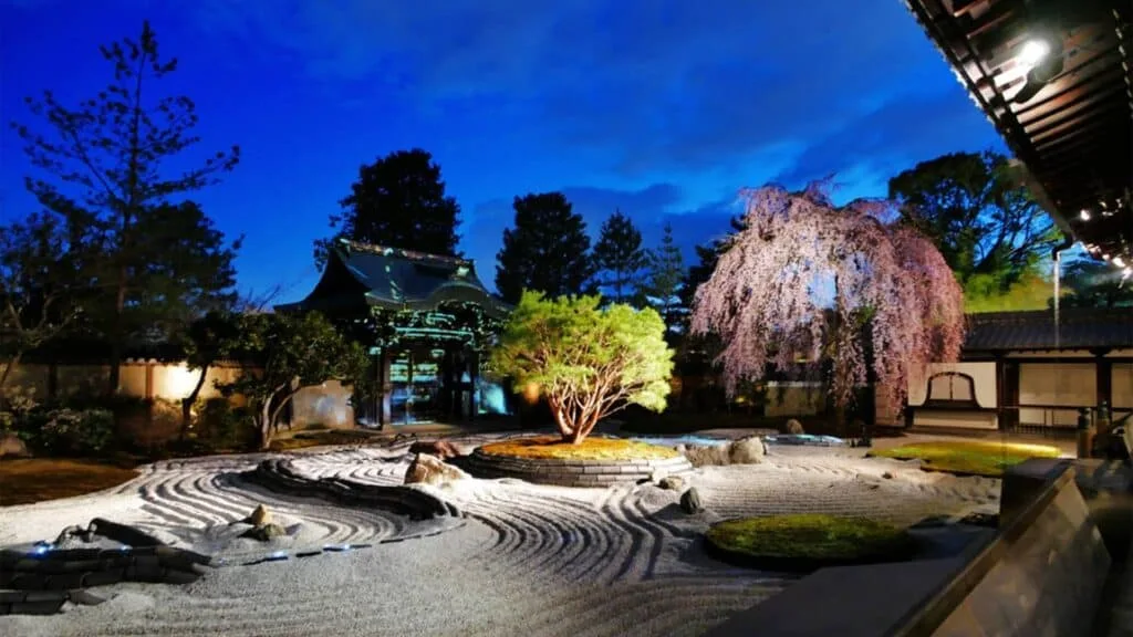 7-day Japan Itinerary Kōdai-ji Temple