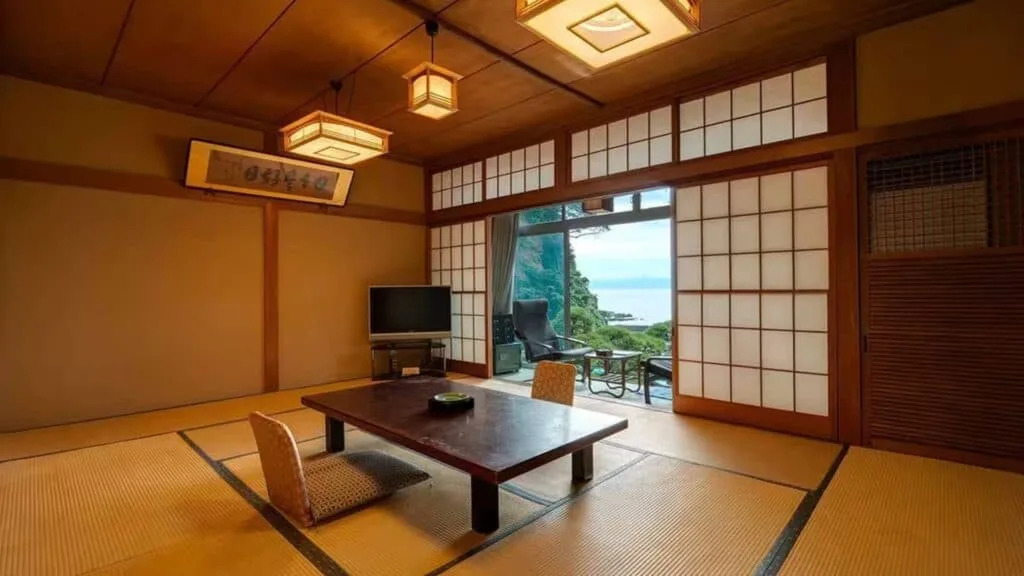 Enoshima Iwamotoro Honkan (3_)