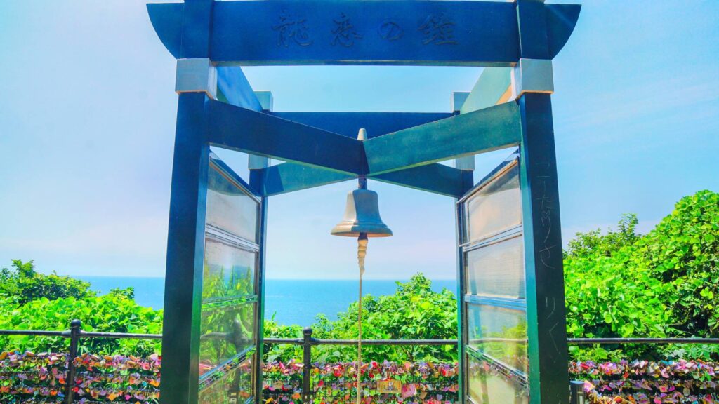 Enoshima Ryuren Bell of Love