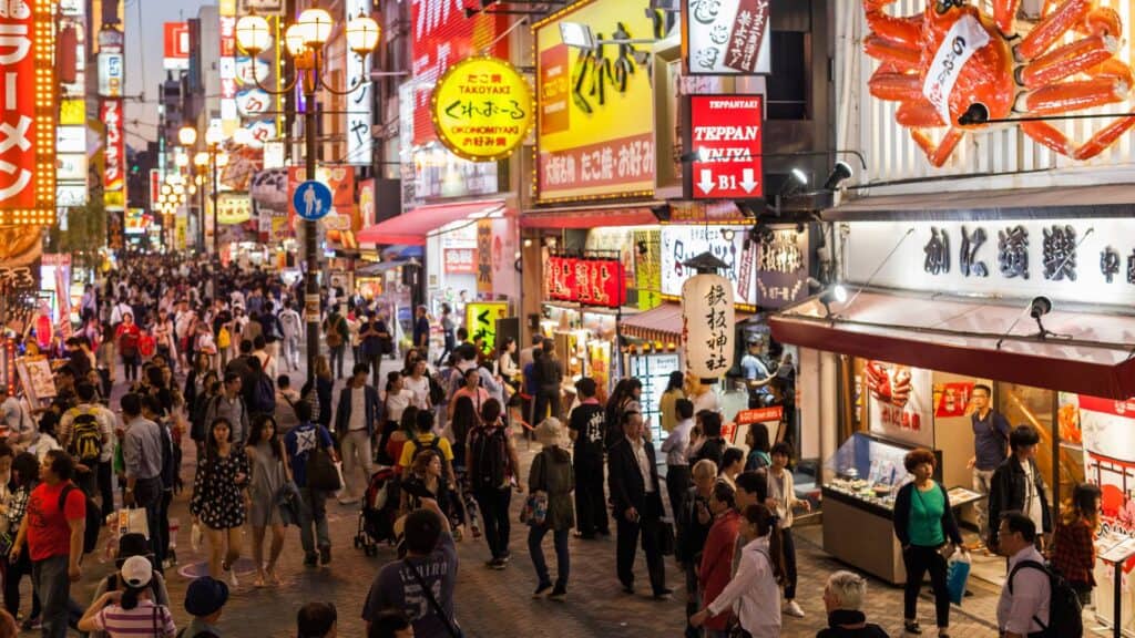 How to Travel Japan on a Budget Featured Image How to Travel Japan on a Budget Featured Image