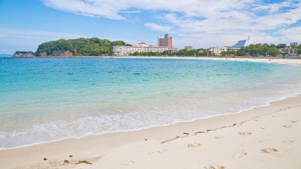 Where to go on holidays in summer in Japan Wakayama