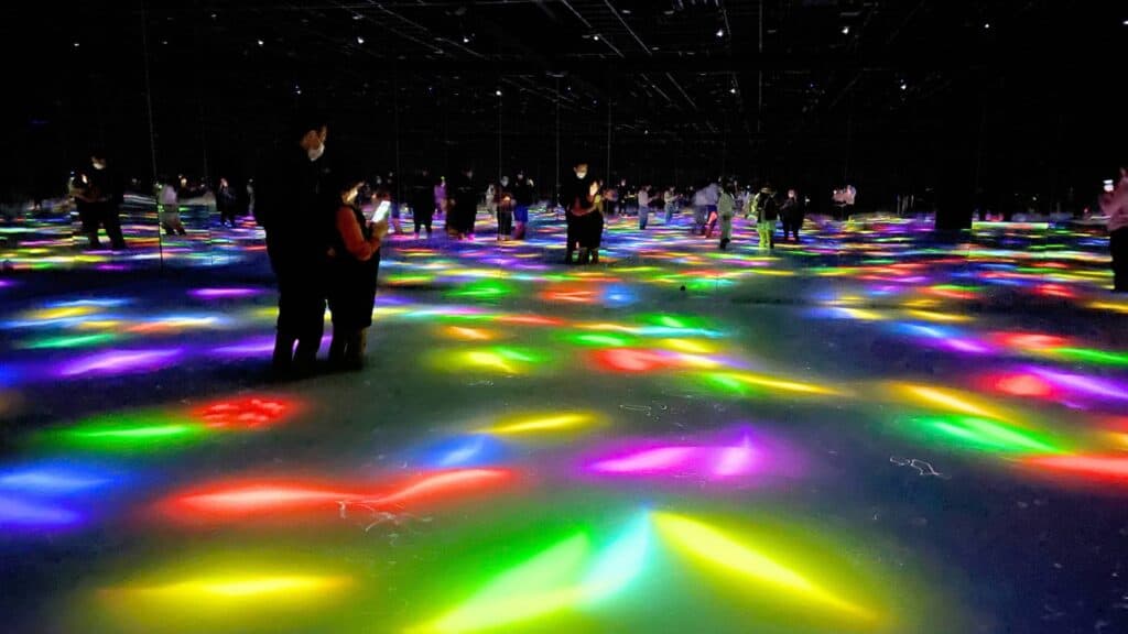 Teamlab Planets_ Everything you need to know Drawing on the Water Surface by the Dance of Koi and People - 1