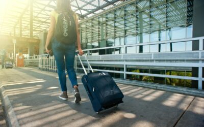 Effortlessly Travelling with Luggage in Japan: 2 Genius Tips for a Hassle-Free Travel Experience