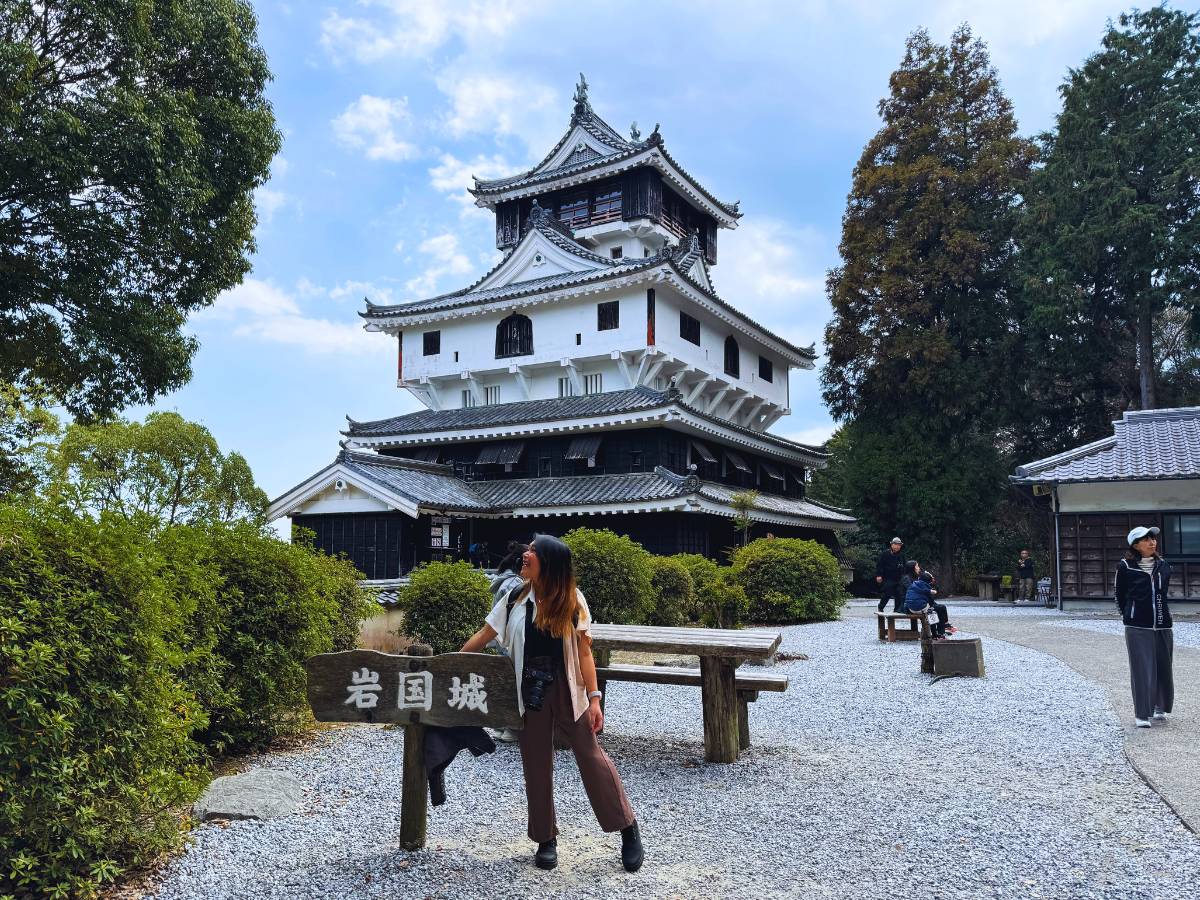 (Photo by Flip Japan) Yamaguchi Iwakuni Castle (岩国城)