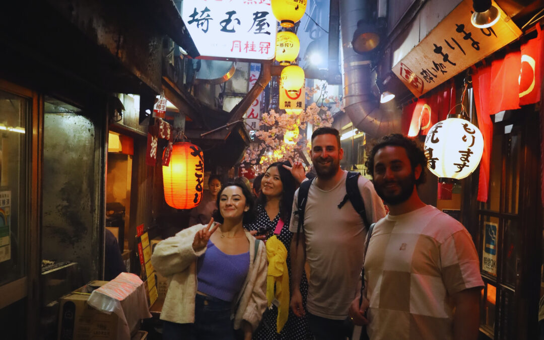 Customised Tokyo Must-Sees & Local Gems Tour w/ Local Friend