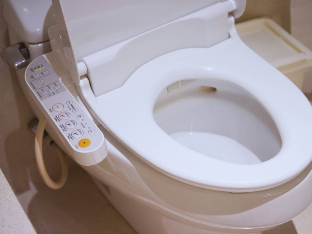 28 Surprising Things About Japan That Shock Travellers: Next-Level Toilets