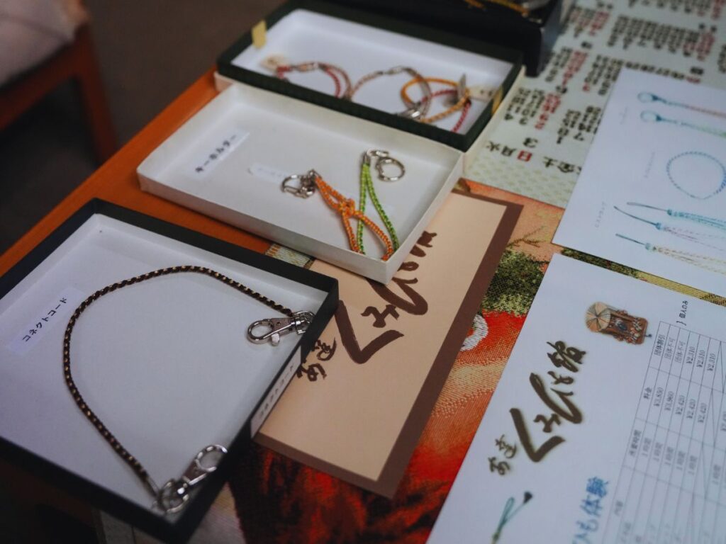 Flip Cultural Experiences - Kumihimo