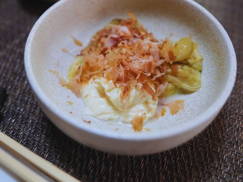 Cultural experiences-Tofu skin (yuba) cooking (Photo by Flip Japan)