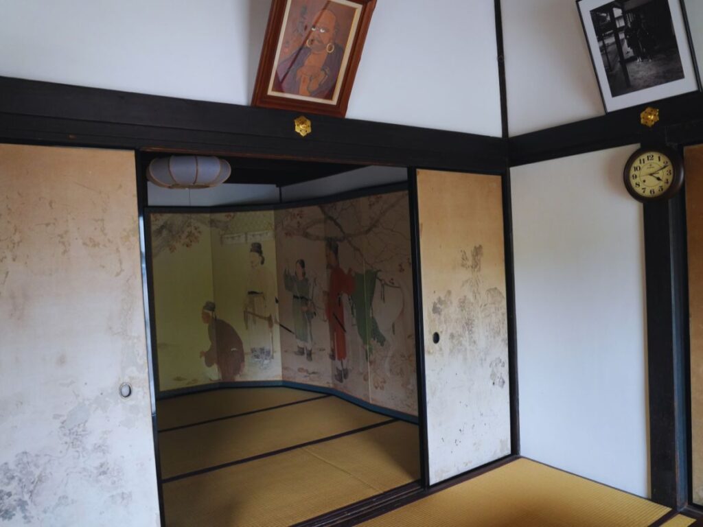 Japan cultural experience-Shamisen (Photo by Flip Japan) 6