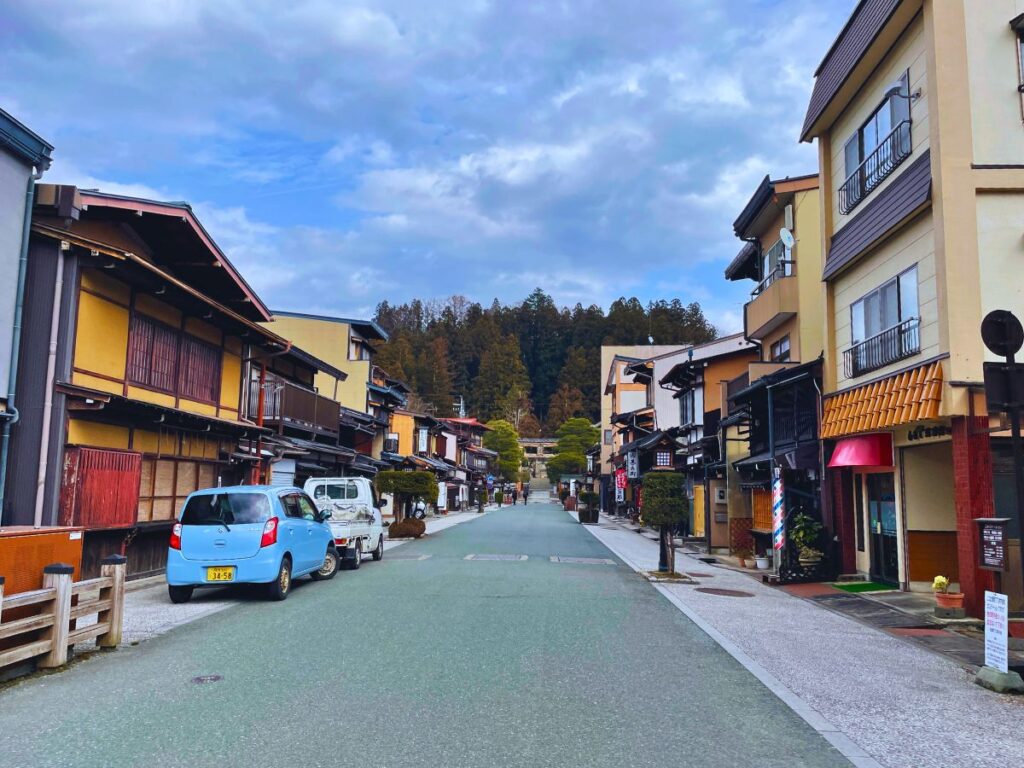 Takayama (Photo by Flip Japan) Takayama (Photo by Flip Japan)