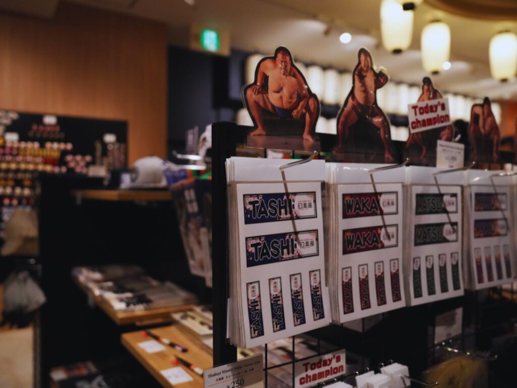 Experience sumo in Japan (grand tournament)