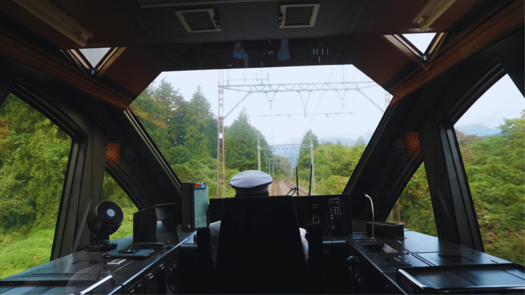 Flip Japan photo of the cockpit in Spacia X from Tokyo to Nikko