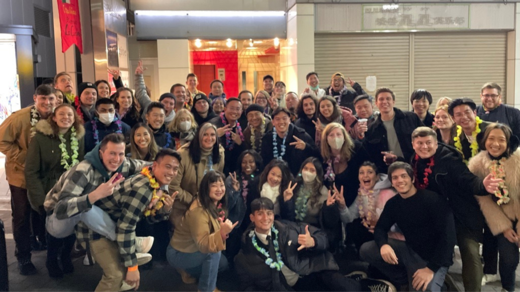 Flip Japan photo of a New Year's bar crawl in Tokyo