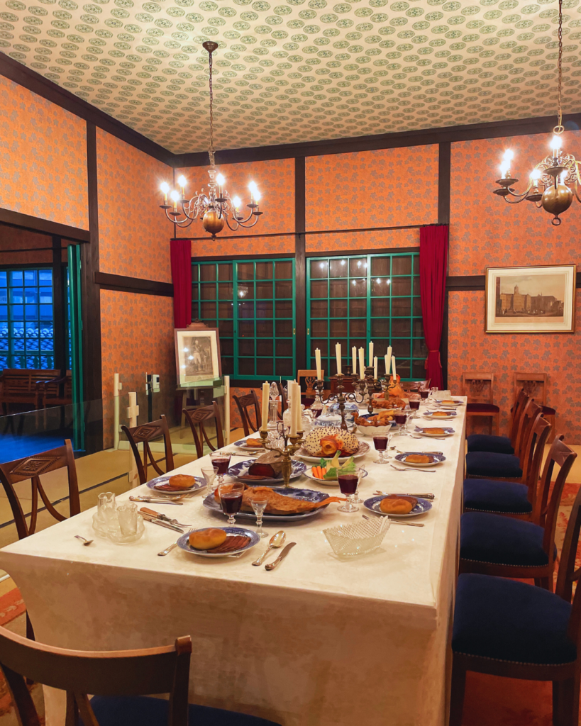 Flip Japan photo of a living room in Dejima