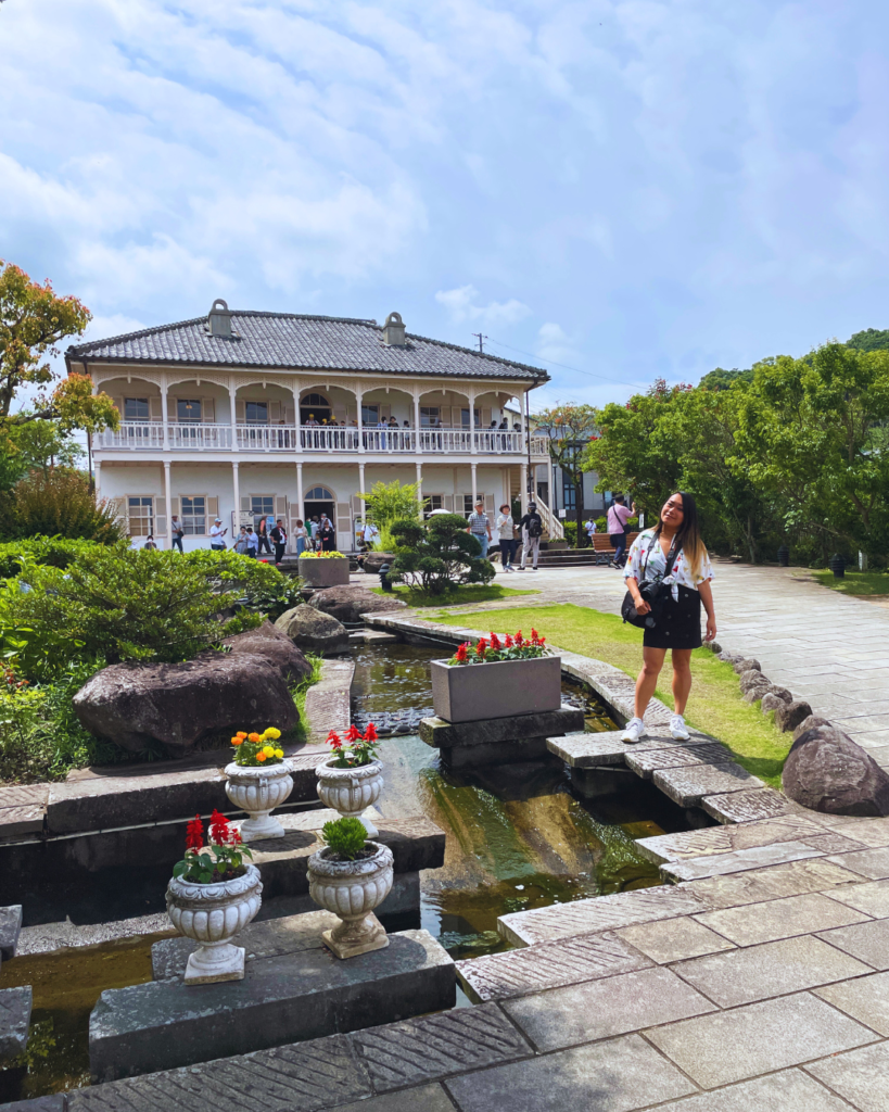 Flip Japan photo of the western-architecture houses in Glover Gardens, Nagasaki