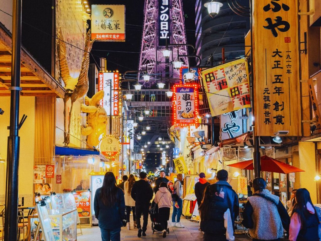 Osaka Nightlife for Foreigners (Shinsekai)