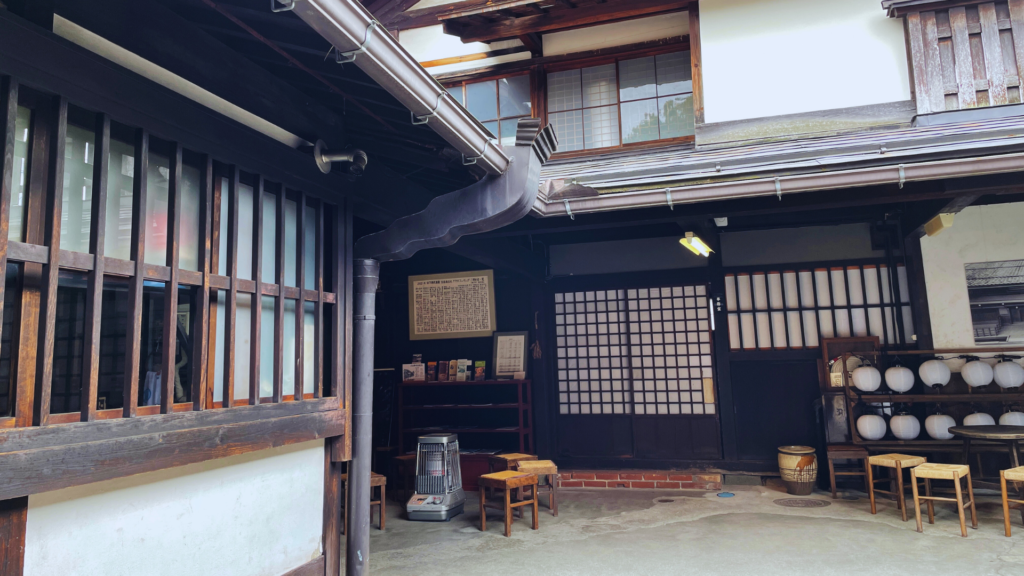 Flip Japan photo of Takayama Jinya