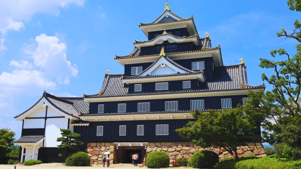 Flip Japan photo of Okayama Castle
