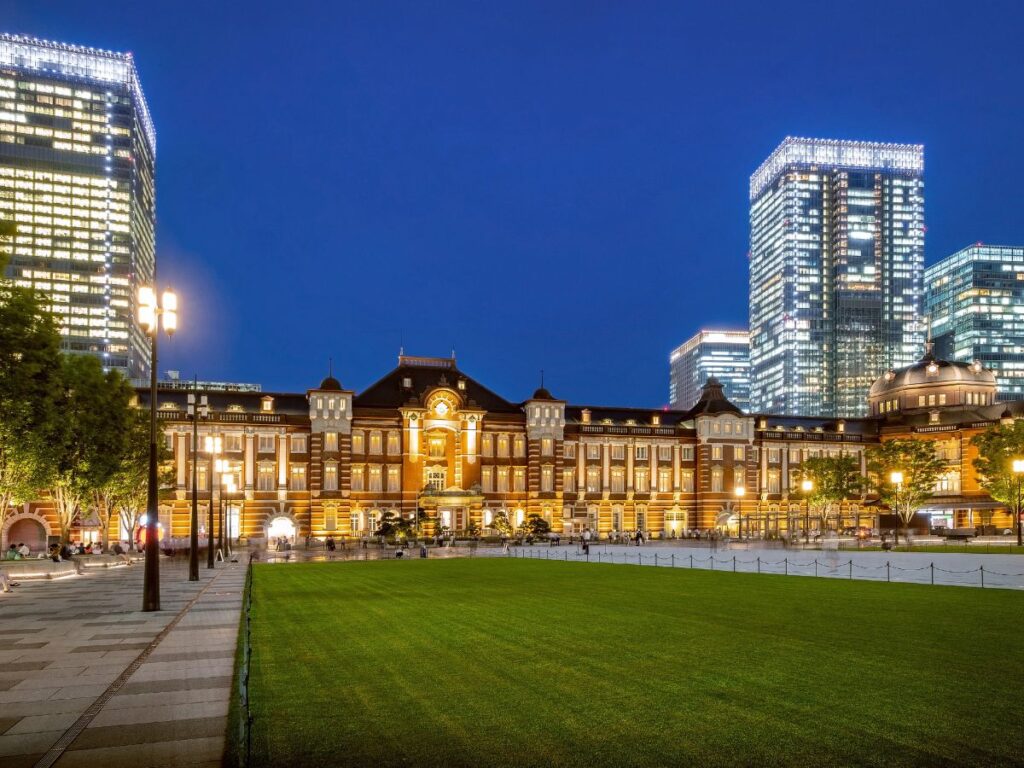 Best places for travelling to Japan during Golden Week: Marunouchi and Otemachi, Tokyo