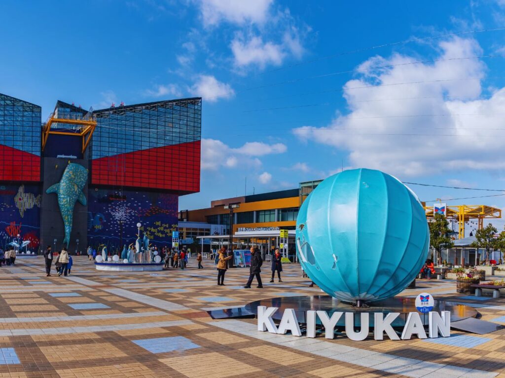The eye-catching facade of Kaiyukan, one of the best aquariums in Japan
