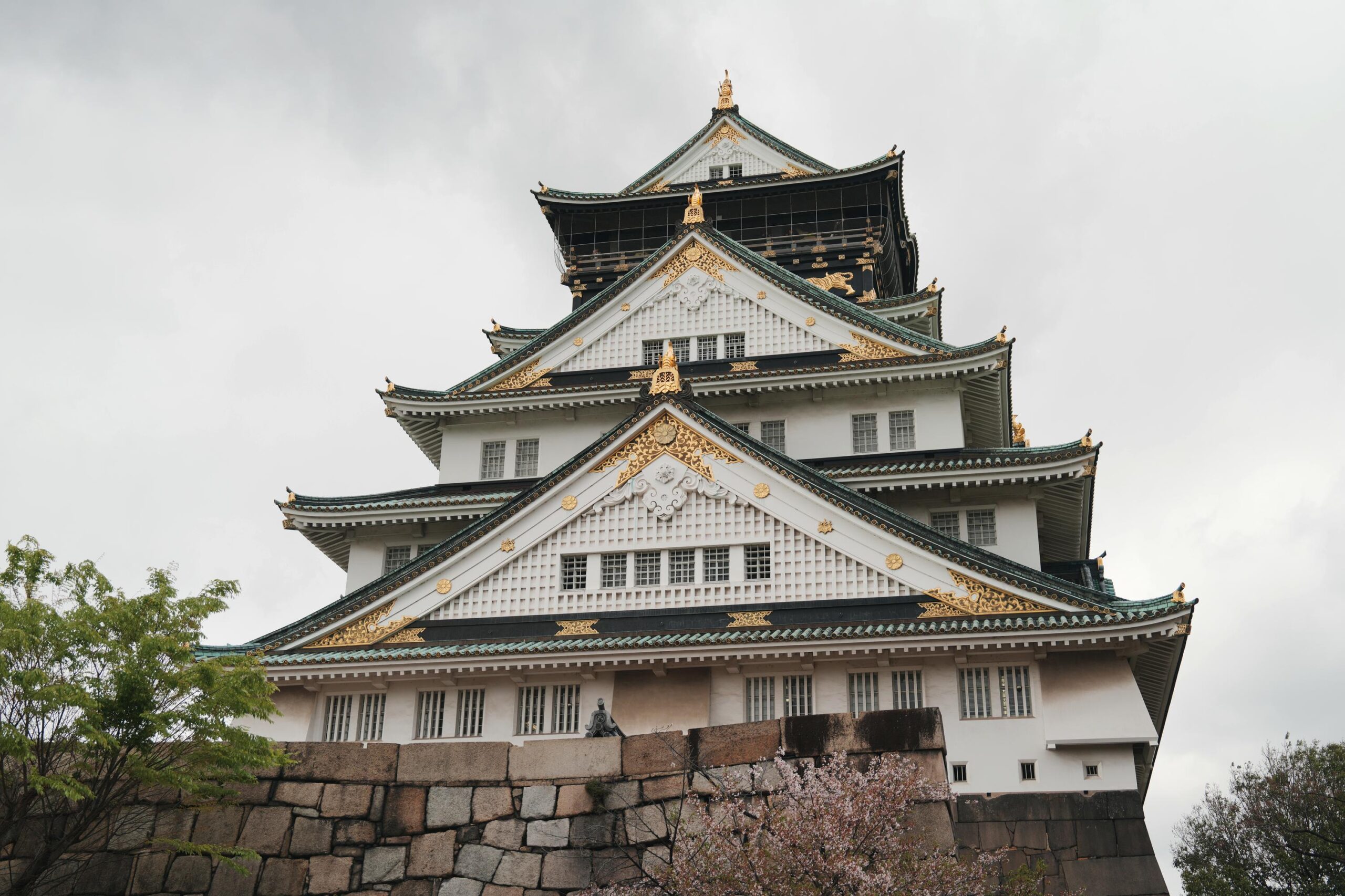 Osaka Nightlife for Foreigners (Shinsekai)