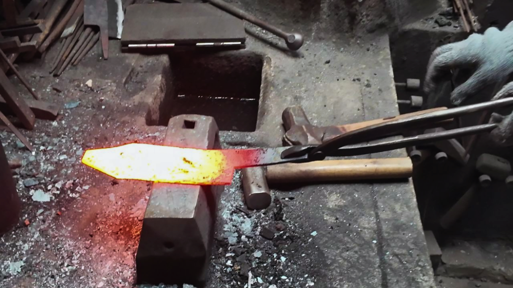 Knife-Making in Japan - Forging