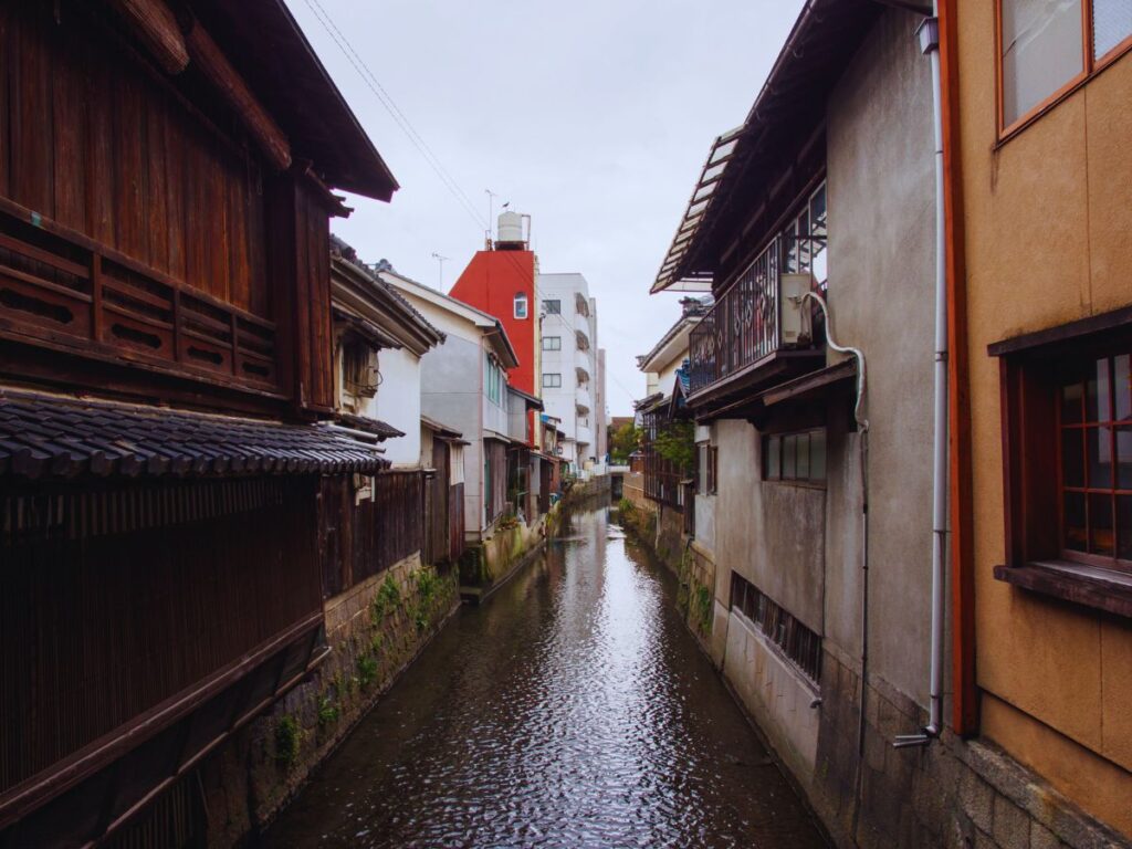 Lake Biwa Things to Do and Relaxing 2-Day Itinerary (Kurokabe Square)