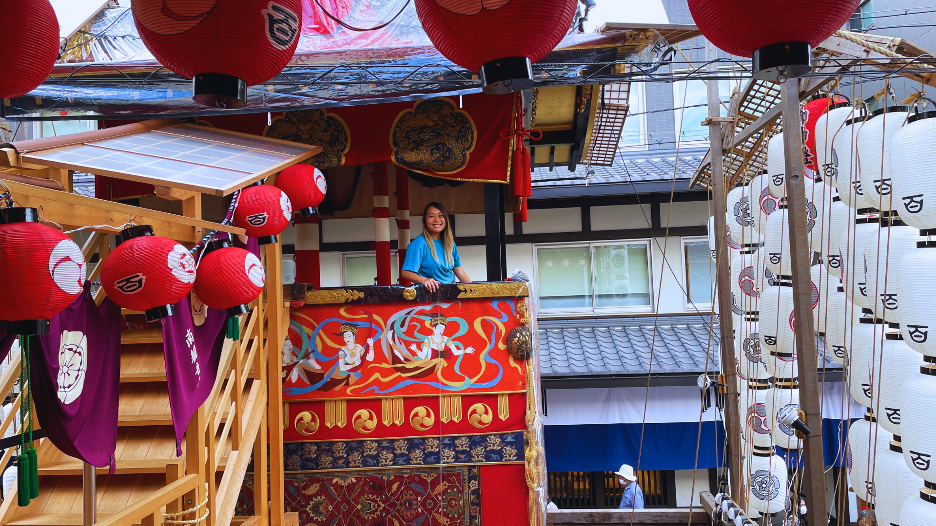 Flip Japan Gion Matsuri Guide: A Quick history Flip Japan photo of Venese standing inside a huge float for the Gion Matsuri parade
