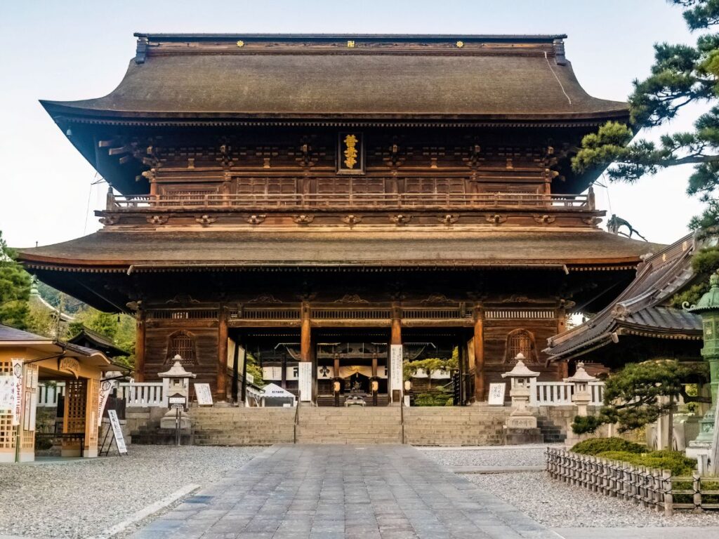 Nagano Guide With Itineraries for Every Season 